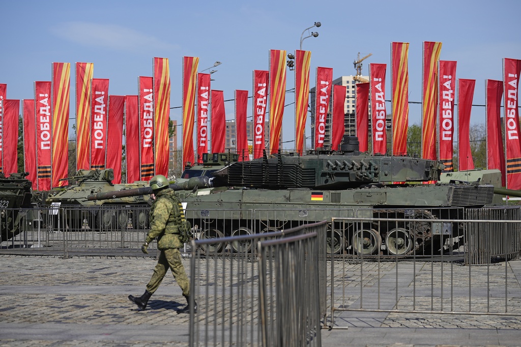 Kremlin Parades Western Equipment Captured From Ukrainian Army At Moscow Exhibition The